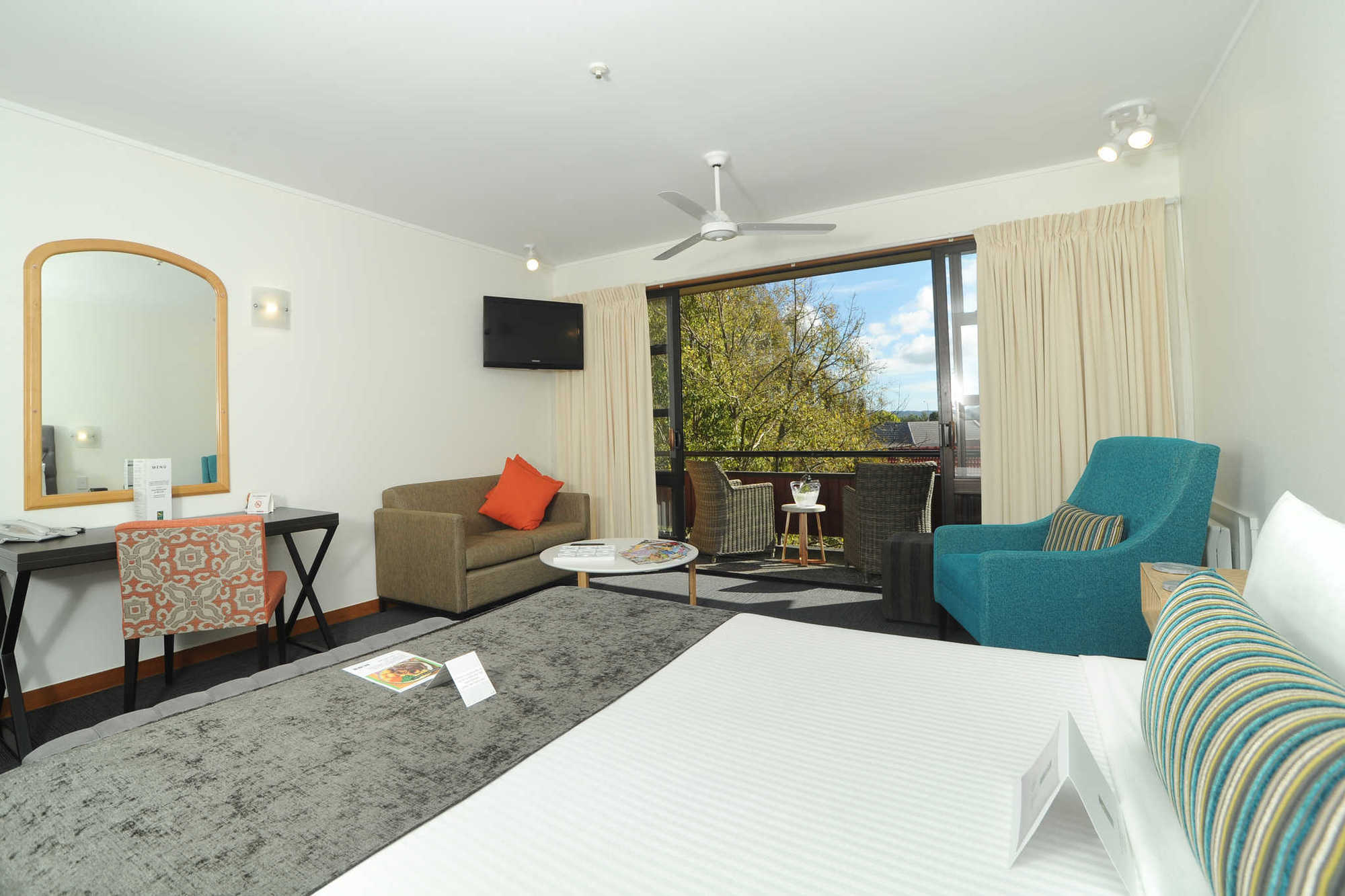 Quality Hotel Lincoln Green Auckland Zimmer foto
